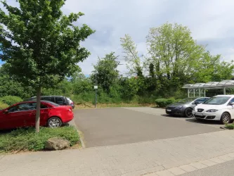 Parkplatz am Güterbahnhof Bild 3 (© Urlaubsregion Freinsheim)