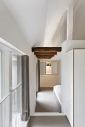 OG: Blick zum Schlafzimmer