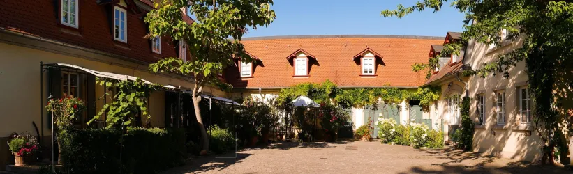 Altes Landhaus - Hofansicht (© Reibold-Niederauer)