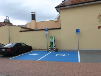E-Tankstelle Freinsheim 2 (© Urlaubsregion Freinsheim)