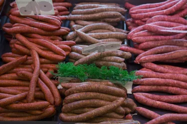 Metzgerei (© Pixabay von Caropo92 - delicatessen-2451584_1920)