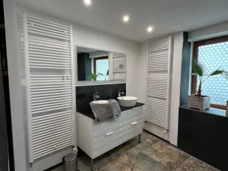 Bad Bild 2 (© Familie Diwok)