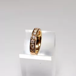 Ring_750Rotgold+Kundensteine_2015-04-15_005