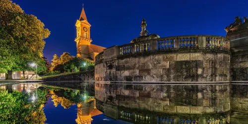 Valentin Ostertagbrunnen bei Nacht