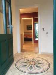 Eingang mit Marmorboden/Mandala