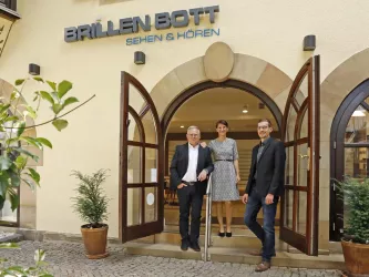 Das Brillen Bott Team