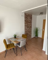 Esszimmer 1.1