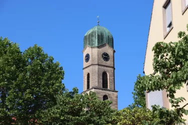 Die Burgkirche wurde 1953 bis 56 wiedererrichtet