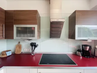 voll ausgestattete Küche