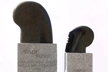 Kopfplastiken