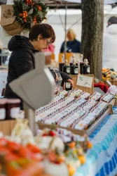 Der Hubertusmarkt lädt zum Kaufen & Entdecken ein.