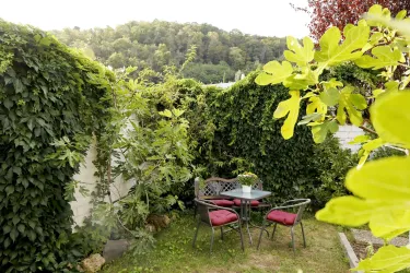Sitzecker im Garten (© Stadt Bad Dürkheim)