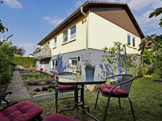 Blick vom Garten auf die Ferienwohnung (© Stadt Bad Dürkheim)