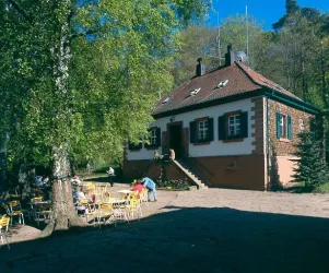 Forsthaus Aussenansicht (© Stadt Bad Dürkheim)