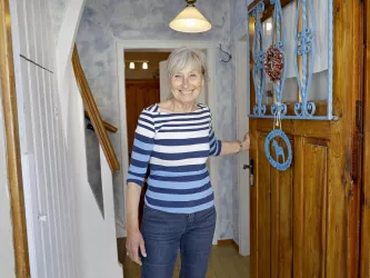 Frau Meier, Ihre Gastgeberin