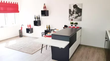 Eingangsbereich mit Küchenblock