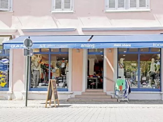 Aussenansicht auf den Amling Men Store