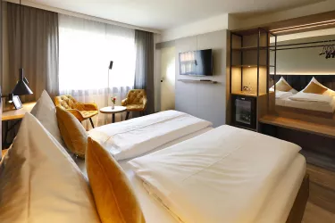 Doppelzimmer mit Sitzecke