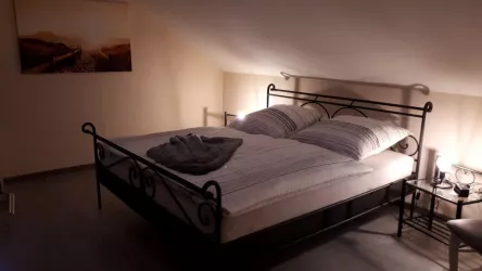 Schlafzimmer 2, Ansicht 1