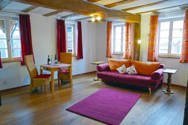 Sofa und Sitzgelegenheit 2