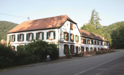 Hotel Restaurant St. Germanshof (© Tourist Information Dahner Felsenland)