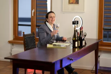 Winzerin-Barbara-Roth-Online-Seminare-Bio-Weingut-