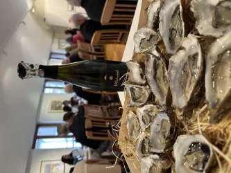 Sekt-und-Austern-Austern-Wilhelmshof-Cuvée-Sekt-Bi