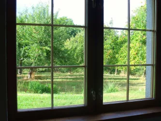 Fewo - Blick in den Garten (© Klamroth)