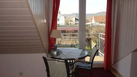 Portugieser-Tisch-Blik zum Garten