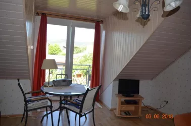 Blick zum Balkon