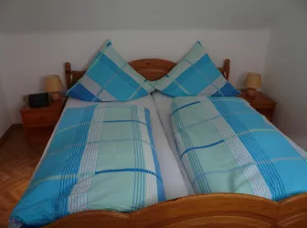 Schlafzimmer 1 (© Ferienhof Roth)