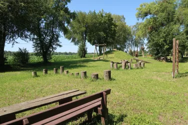 Spielplatz Minfeld Seilrutsche