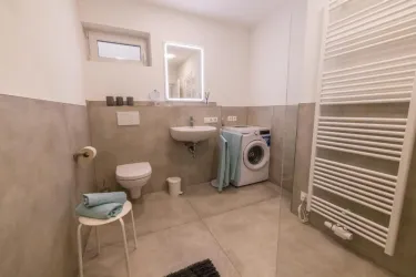 Badezimmer 1