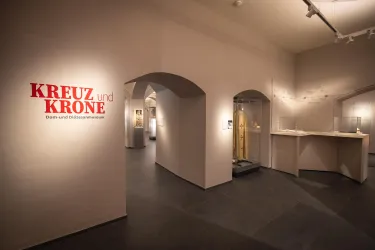 Eingang zur Ausstellung (© Pfalz Touristik e.V., Heimatlichter GmbH)