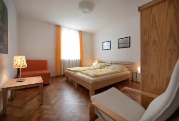 Schlafzimmer 2 neu (© Klaus Landry 2020)
