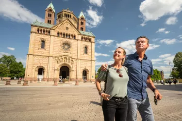 Dom Außenansicht (© Pfalz Touristik)