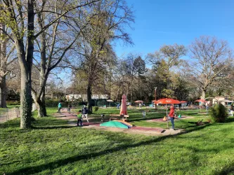Golfbahnen (© Tourist-Information Speyer)