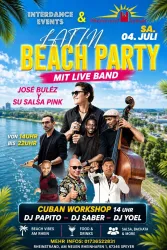 Ein buntes Plakat für eine Latin Beach Party mit Live-Band. Es zeigt Musiker und Details zum Event wie Datum, Uhrzeit und Workshops.