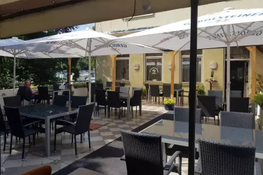 Biergarten (© Naturfreundehaus Speyer)