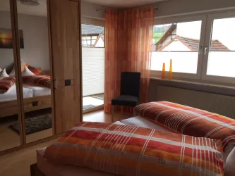 Schlafzimmer 1_Schrank