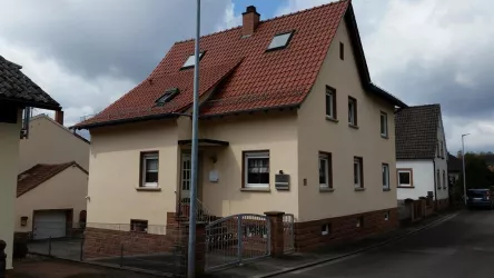 Haus Front
