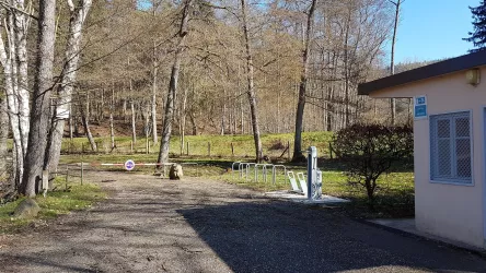 Ladestation und Fahrrad Reparatur (© Anette Lang)