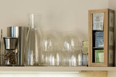Kücheneinrichtung Biotee von Sonnentor (© Burggarten Appartements)