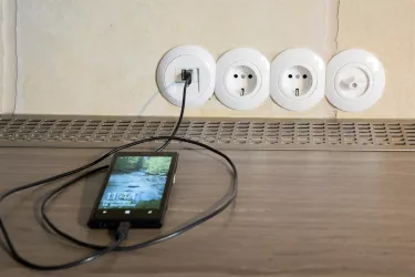 Ausstattung Charger-Steckdose (© Burggarten Appartements)