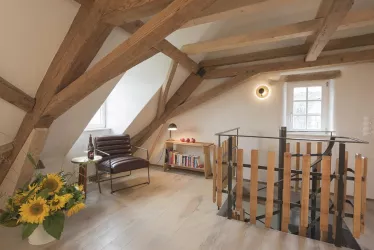 Maisonette Appartement Dachgeschoss (© Burggarten Appartements)