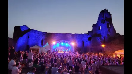 Burg Live abends
