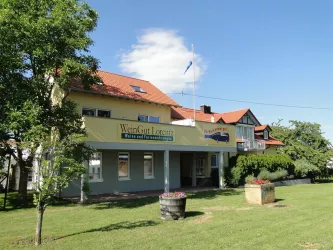 Aussenansicht (© Weingut Lorentz)