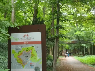 Im Landauerer Fort, ein vorgelagertes, selbständiges  Festungswerk (Kronwerk).