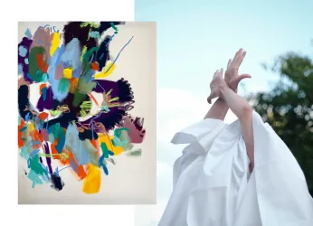Das Bild zeigt ein abstraktes Kunstwerk mit lebhaften Farben und dynamischen Formen auf der linken Seite. Auf der rechten Seite sind Hände in einer eleganten Pose vor einem klaren Himmel zu sehen.