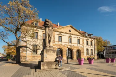 Der Löwe vor dem Deutschen Tor